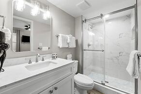 Pelican Beach Resort by Panhandle Getaways