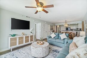 Pelican Beach Resort by Panhandle Getaways