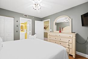 Pelican Beach Resort by Panhandle Getaways