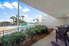 Pelican Beach Resort by Panhandle Getaways