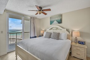 Pelican Beach Resort by Panhandle Getaways