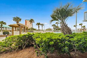 Pelican Beach Resort by Panhandle Getaways