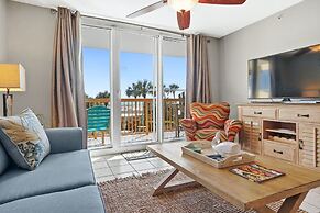 Pelican Beach Resort by Panhandle Getaways