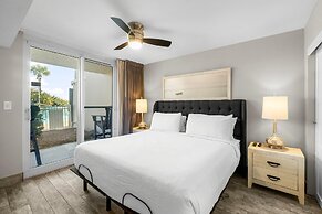 Pelican Beach Resort by Panhandle Getaways