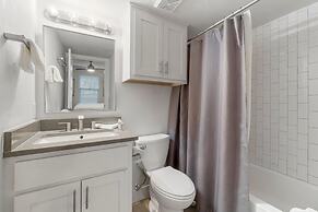 Pelican Beach Resort by Panhandle Getaways