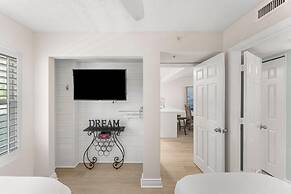 Pelican Beach Resort by Panhandle Getaways