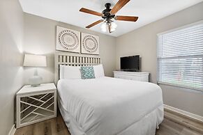 Pelican Beach Resort by Panhandle Getaways