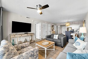 Pelican Beach Resort by Panhandle Getaways