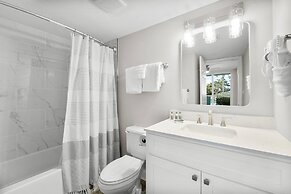 Pelican Beach Resort by Panhandle Getaways