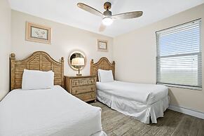 Pelican Beach Resort by Panhandle Getaways