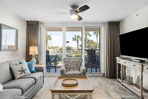 Pelican Beach Resort by Panhandle Getaways