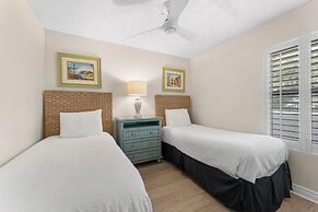 Pelican Beach Resort by Panhandle Getaways