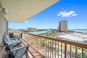 Pelican Beach Resort by Panhandle Getaways