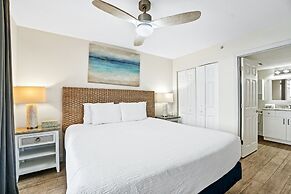 Pelican Beach Resort by Panhandle Getaways