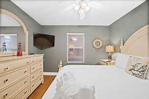 Pelican Beach Resort by Panhandle Getaways