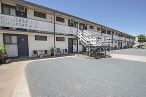 Pioneer Station Motor Inn