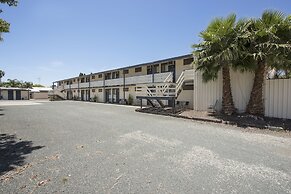 Pioneer Station Motor Inn