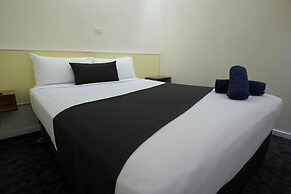 Pioneer Station Motor Inn