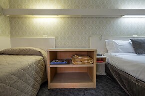 Pioneer Station Motor Inn