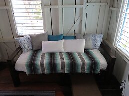 Ranguana Caye Cabanas