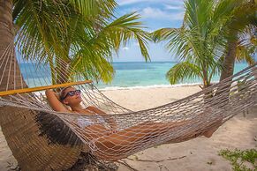 Ranguana Caye Cabanas