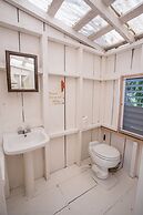 Ranguana Caye Cabanas