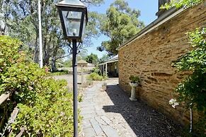 Reillys Wines Heritage Cottages