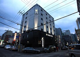K Tourist Hotel