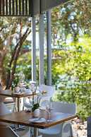 Heart Hotel and Gallery Whitsundays