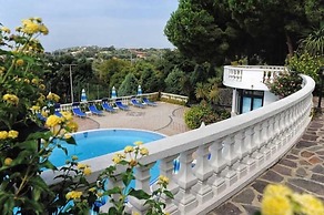 Villaggio Hotel Pineta Petto Bianco