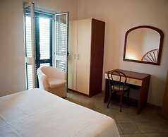 Villaggio Hotel Pineta Petto Bianco