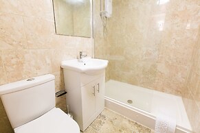 Belvilla Ilford Hill Hotel London