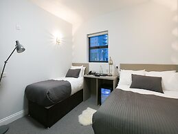 Belvilla Ilford Hill Hotel London