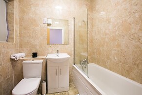 Belvilla Ilford Hill Hotel London