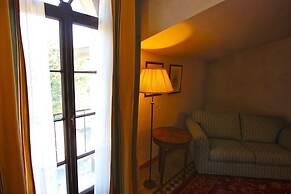 Hotel Villa Giona