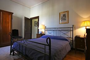 Hotel Villa Giona