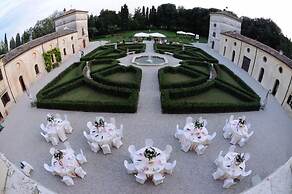 Hotel Villa Giona