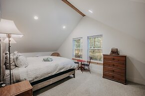 12gs - Bbq - Wifi - Dishwasher - Sleeps 4 2 Bedroom Home by RedAwning