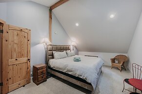 12gs - Bbq - Wifi - Dishwasher - Sleeps 4 2 Bedroom Home by RedAwning