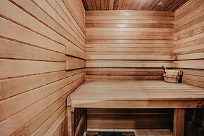 19mbr - Hot Tub - Sauna - Bbq - Pets Ok - Wifi - Sleeps 10 5 Bedroom H