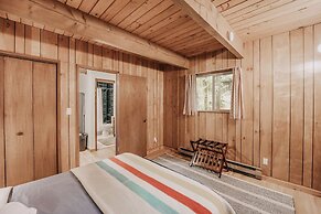 27gs - Bbq - Pets Ok - Wifi - Sleeps 10 3 Bedroom Home by RedAwning