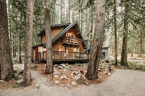 27gs - Bbq - Pets Ok - Wifi - Sleeps 10 3 Bedroom Home by RedAwning