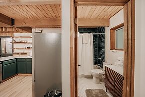 27gs - Bbq - Pets Ok - Wifi - Sleeps 10 3 Bedroom Home by RedAwning