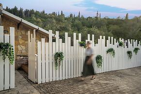 Anassa Mare Villas and Residences