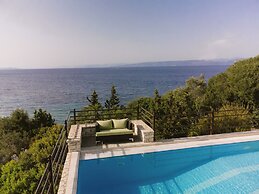Anassa Mare Villas and Residences
