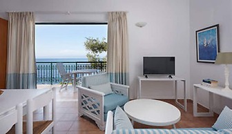 Anassa Mare Villas and Residences