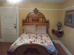 Steamers Bed & Breakfast