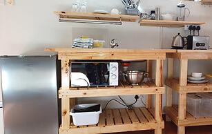 GUBAS DE HOEK meet eat sleep