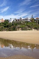 The Pink Lodge on the Beach