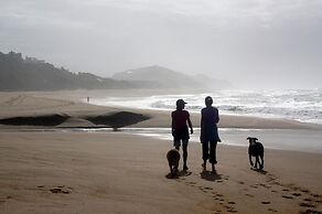 The Pink Lodge on the Beach